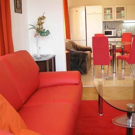 Apartment Riverside - River View ブラチスラヴァ 部屋 写真