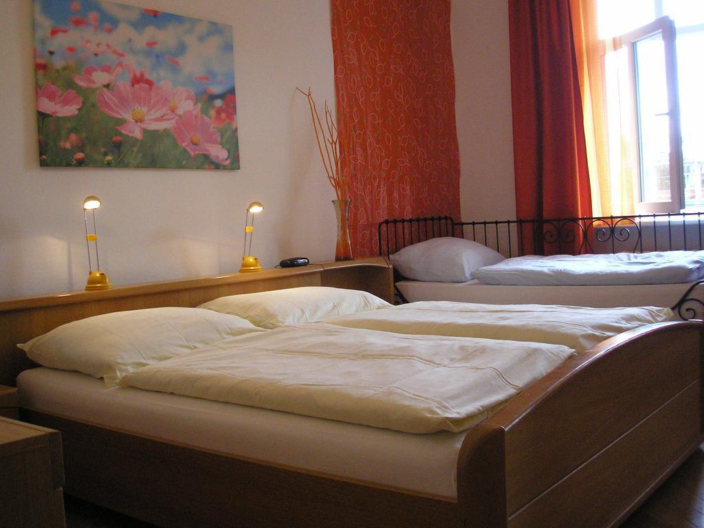 Apartment Riverside - River View ブラチスラヴァ 部屋 写真